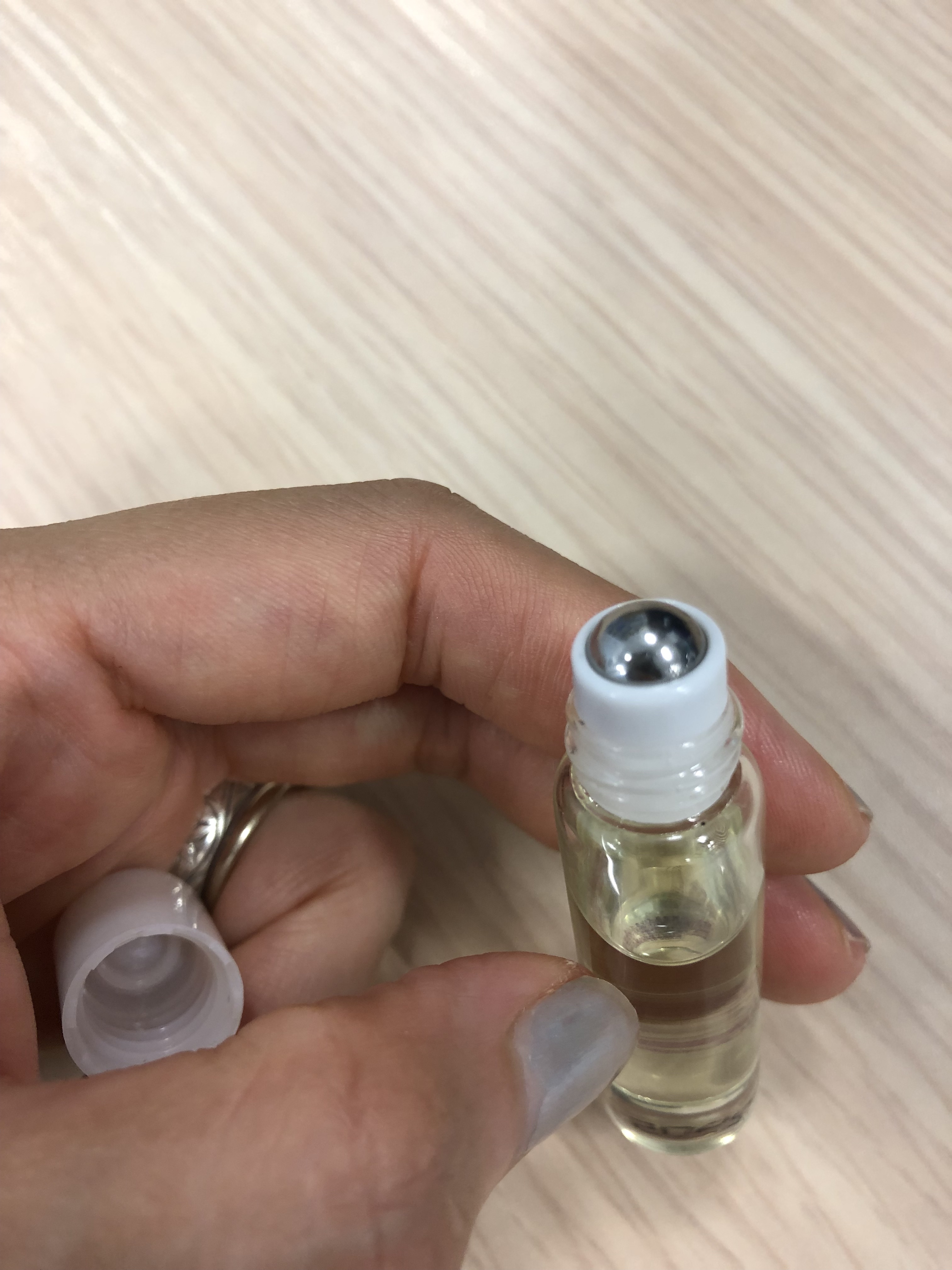 爪美活ネイルオイル ヒマワリ種子油/DAISO/ネイルオイル・トリートメントを使ったクチコミ（2枚目）