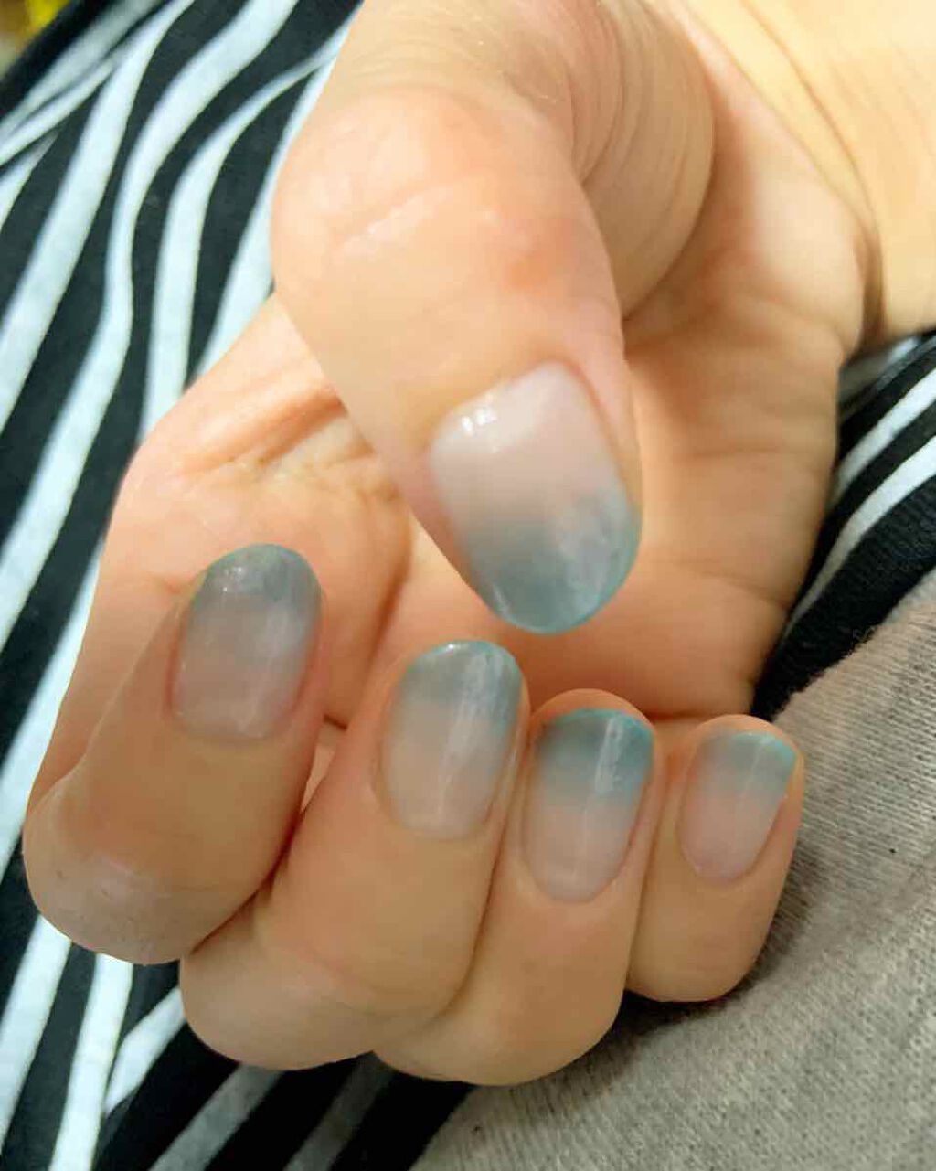 カラフルネイルズ/キャンメイク/マニキュアを使ったクチコミ(1枚目)