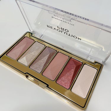 Revolution Pro Supreme Eyeshadow Palette /MAKEUP REVOLUTION/パウダーアイシャドウを使ったクチコミ（2枚目）