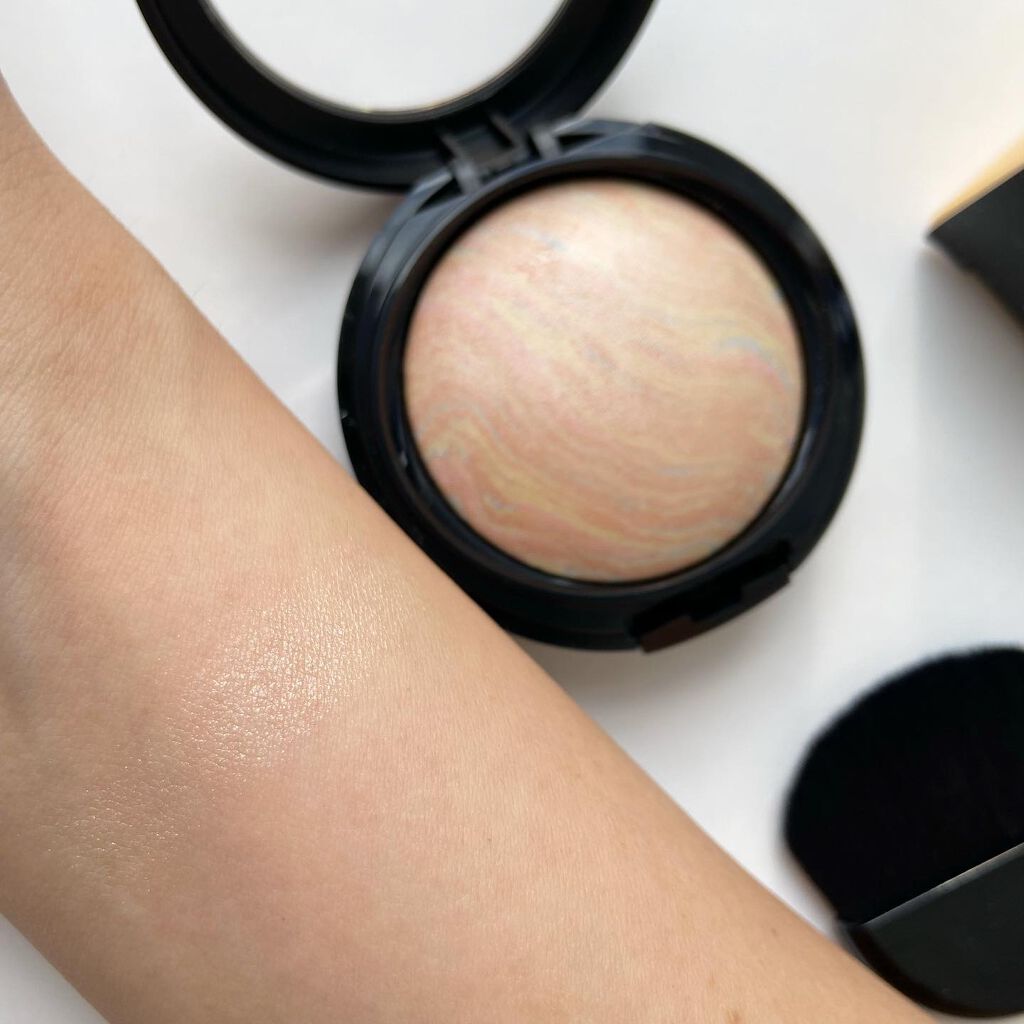 マーブルハイライター/LB/パウダーチークを使ったクチコミ（2枚目）