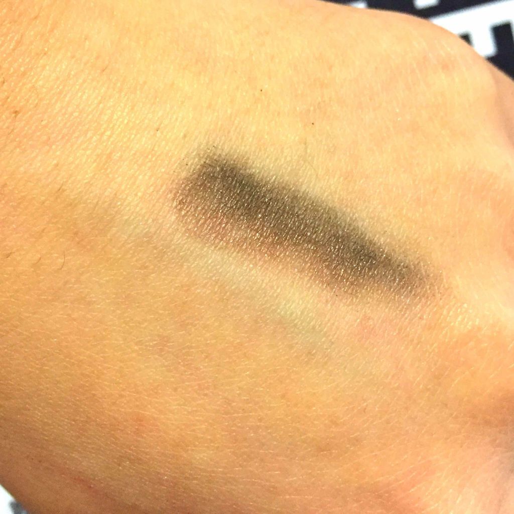 ヴィセ アヴァン マーブリング アイカラー/Visée/単色アイシャドウを使ったクチコミ（2枚目）