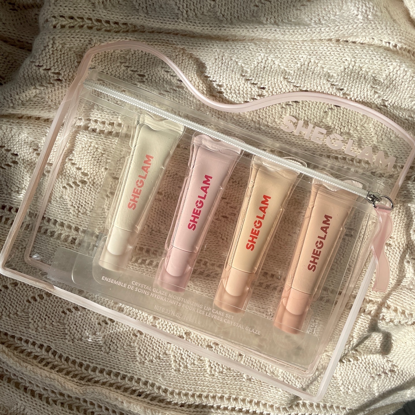 クリスタルグレイズ モイスチャライジング リップケア/SHEGLAM/口紅を使ったクチコミ（2枚目）