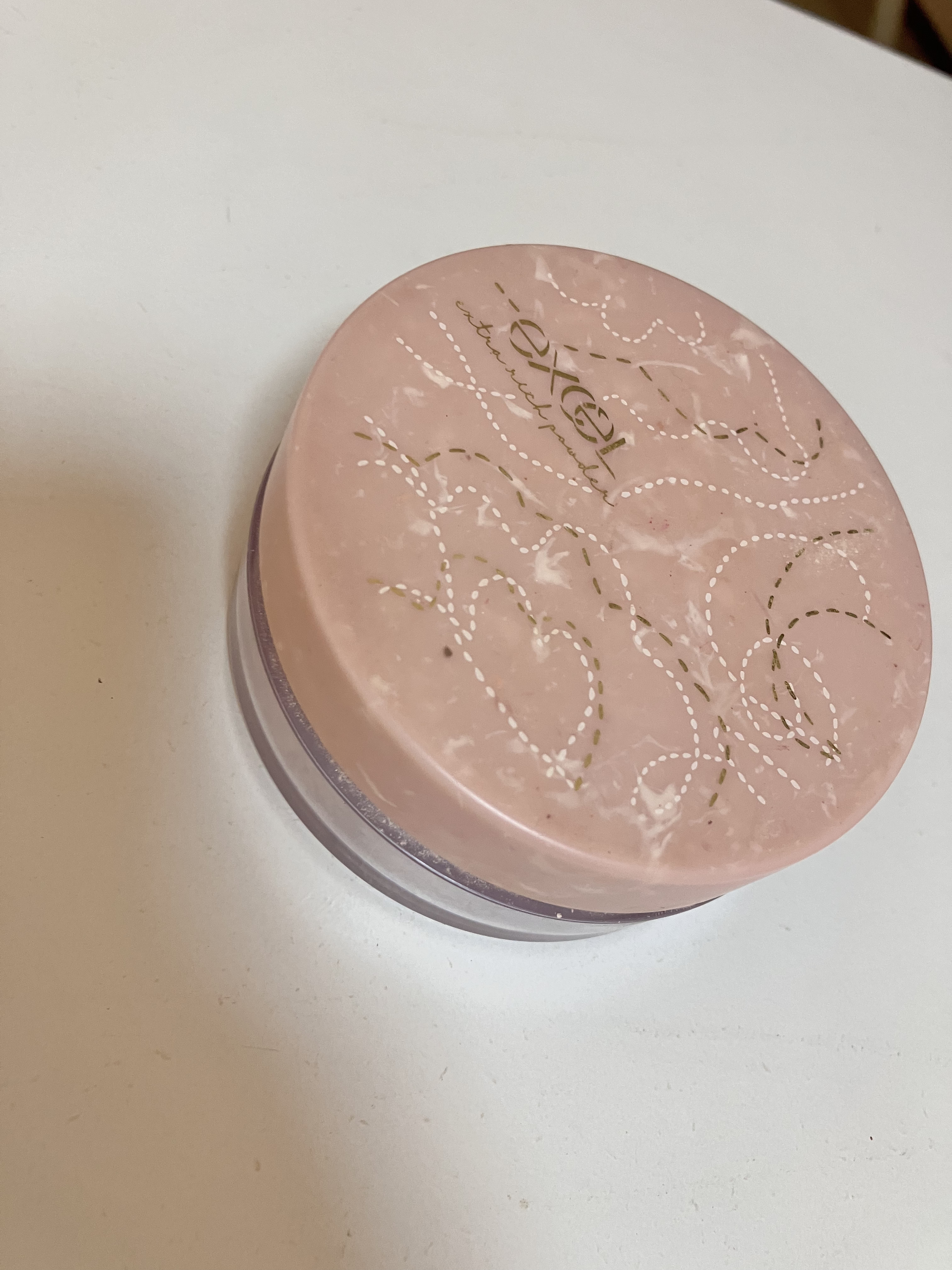 エクセル エクストラリッチパウダー'24 02 ピーチグロウ/excel/ルースパウダーを使ったクチコミ（2枚目）