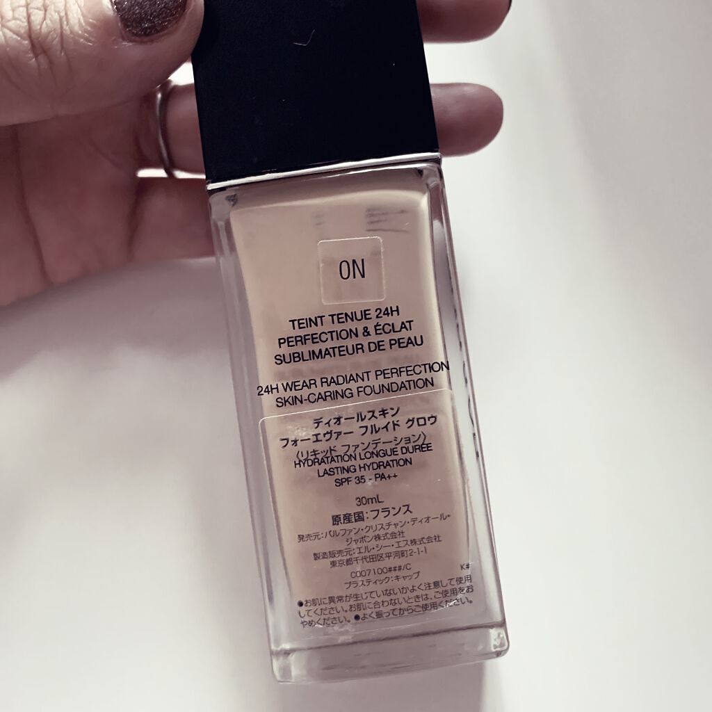 【旧】ディオールスキン フォーエヴァー フルイド グロウ/Dior/リキッドファンデーションを使ったクチコミ（2枚目）