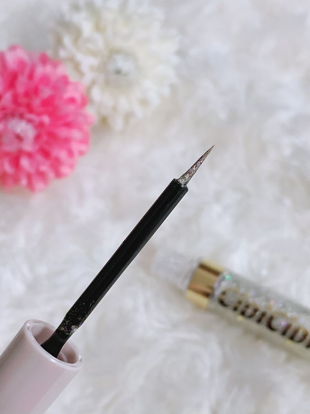 グリッターイルミネーションライナー/CipiCipi/リキッドアイライナーを使ったクチコミ(6枚目)