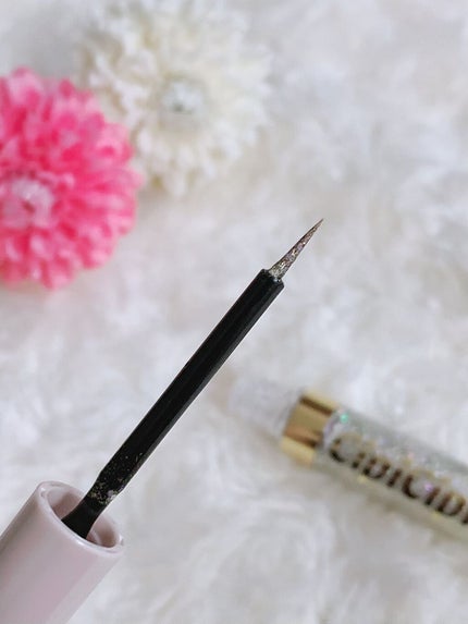 グリッターイルミネーションライナー/CipiCipi/リキッドアイライナーを使ったクチコミ(6枚目)