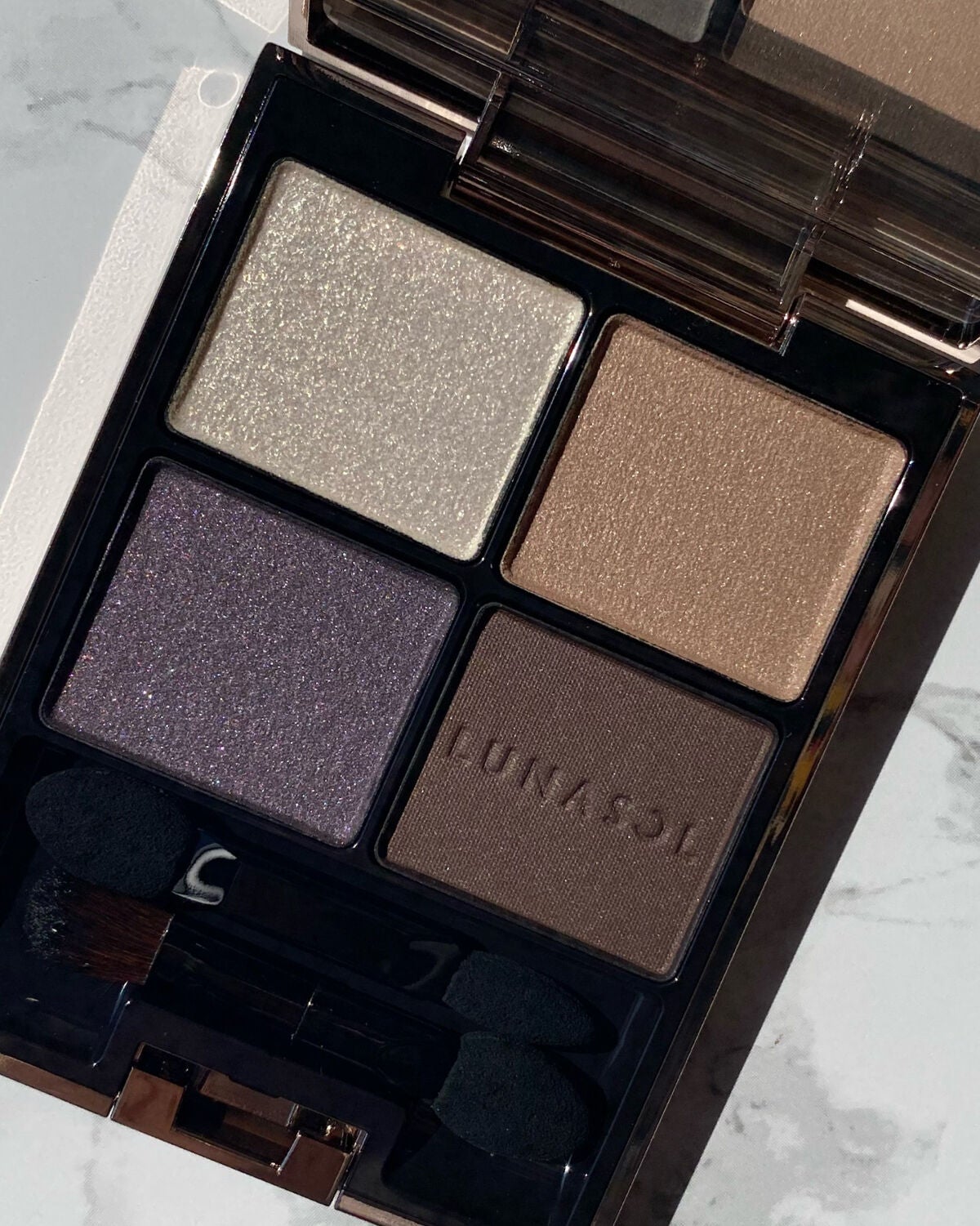 アイカラーレーション/LUNASOL/アイシャドウパレットを使ったクチコミ(2枚目)