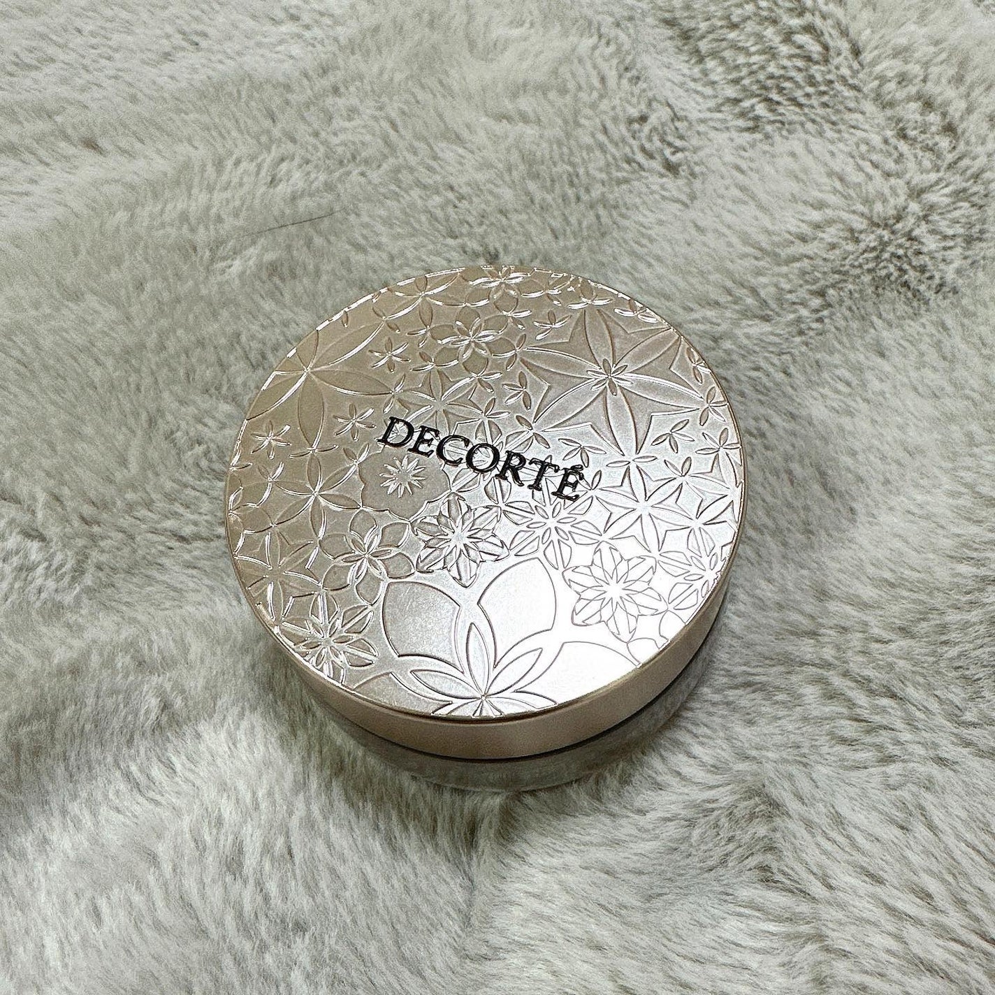 フェイスパウダー/DECORTÉ/ルースパウダーを使ったクチコミ(1枚目)