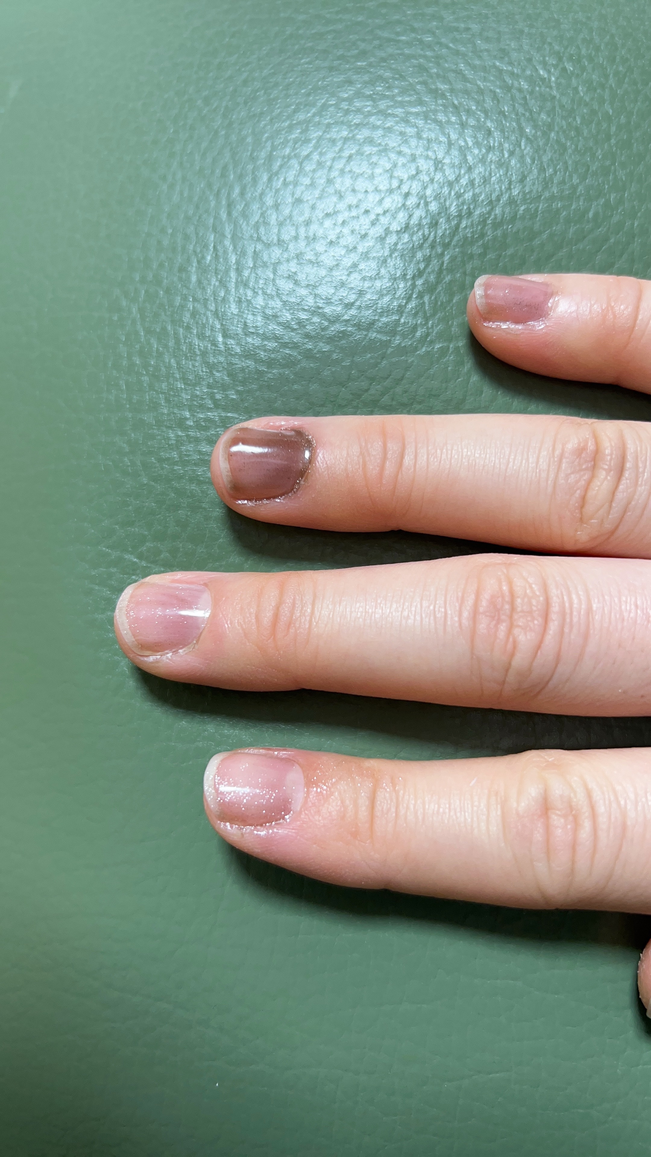 マグネットスティックネイルジェル/3COINS/ジェルネイルを使ったクチコミ（2枚目）