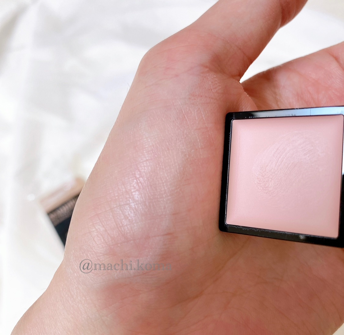 ドラマティックアイカラー (パウダー)/(クリーム) PK102 ピーチプラリネ/マキアージュ/アイシャドウパレットを使ったクチコミ（2枚目）