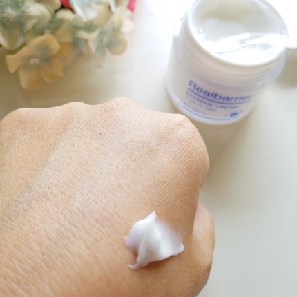 リアルバリア エクストリームクリーム ライト/Real Barrier/フェイスクリームを使ったクチコミ(4枚目)