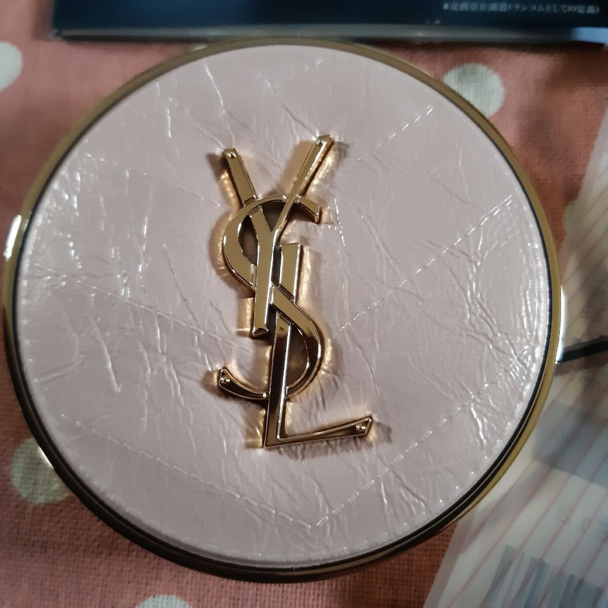 ラディアント タッチ グロウパクト/YVES SAINT LAURENT BEAUTE/クッションファンデーションを使ったクチコミ（2枚目）