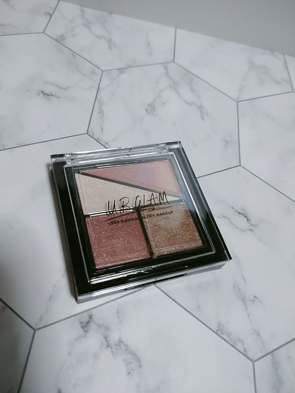 UR GLAM VELVET EYE COLOR PALETTE/U R GLAM/アイシャドウパレットを使ったクチコミ(1枚目)