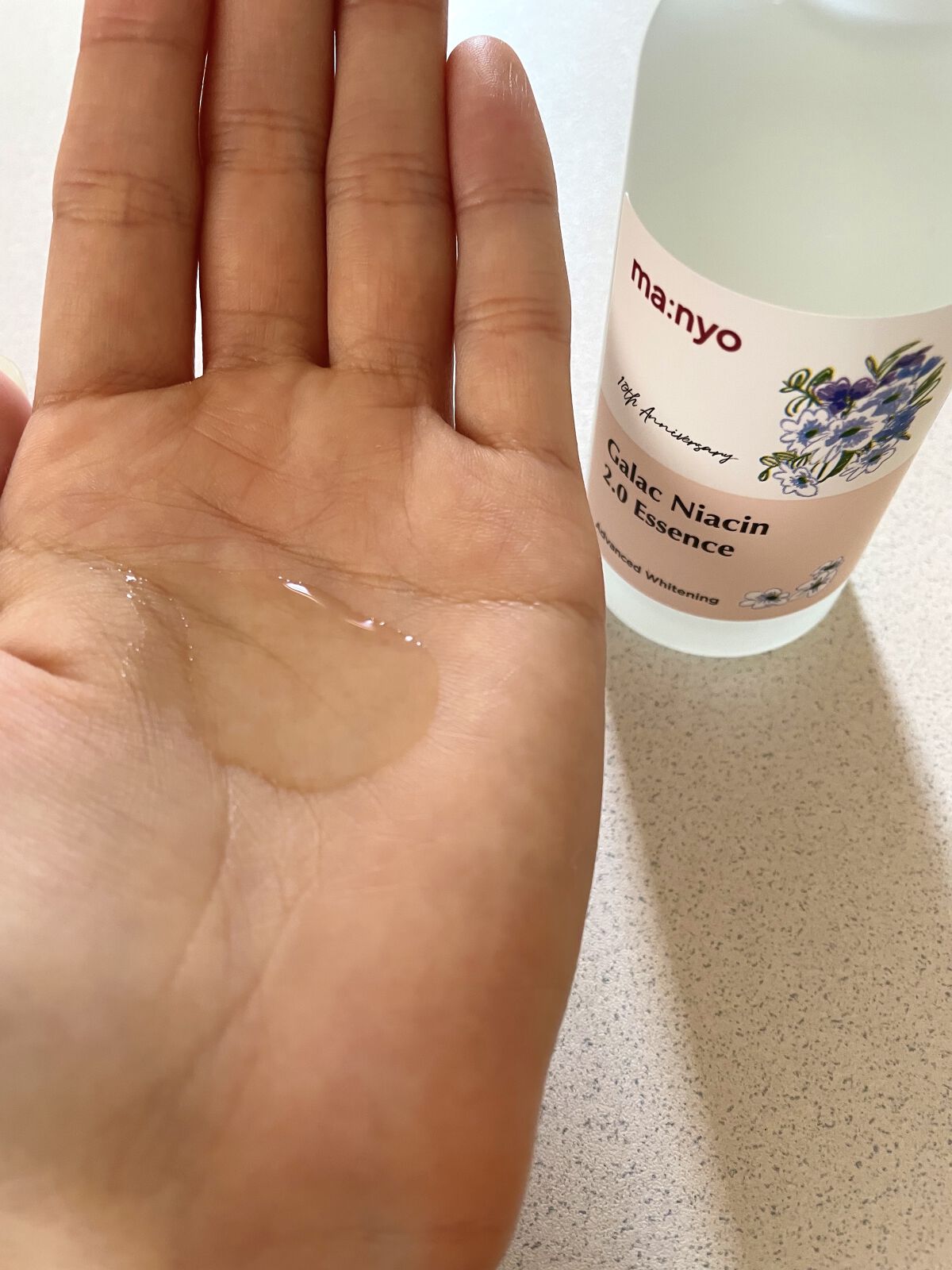 ガラクナイアシン2.0エッセンス/manyo/美容液を使ったクチコミ（2枚目）
