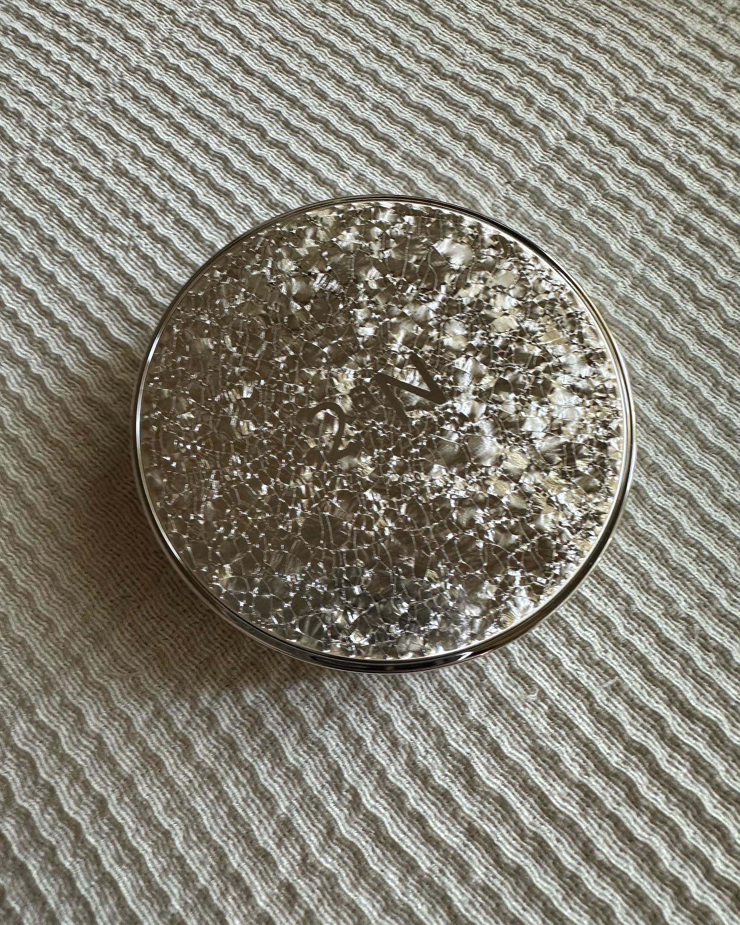 グリーミングテンションパクト/2aN/クリーム・エマルジョンファンデーションを使ったクチコミ（2枚目）