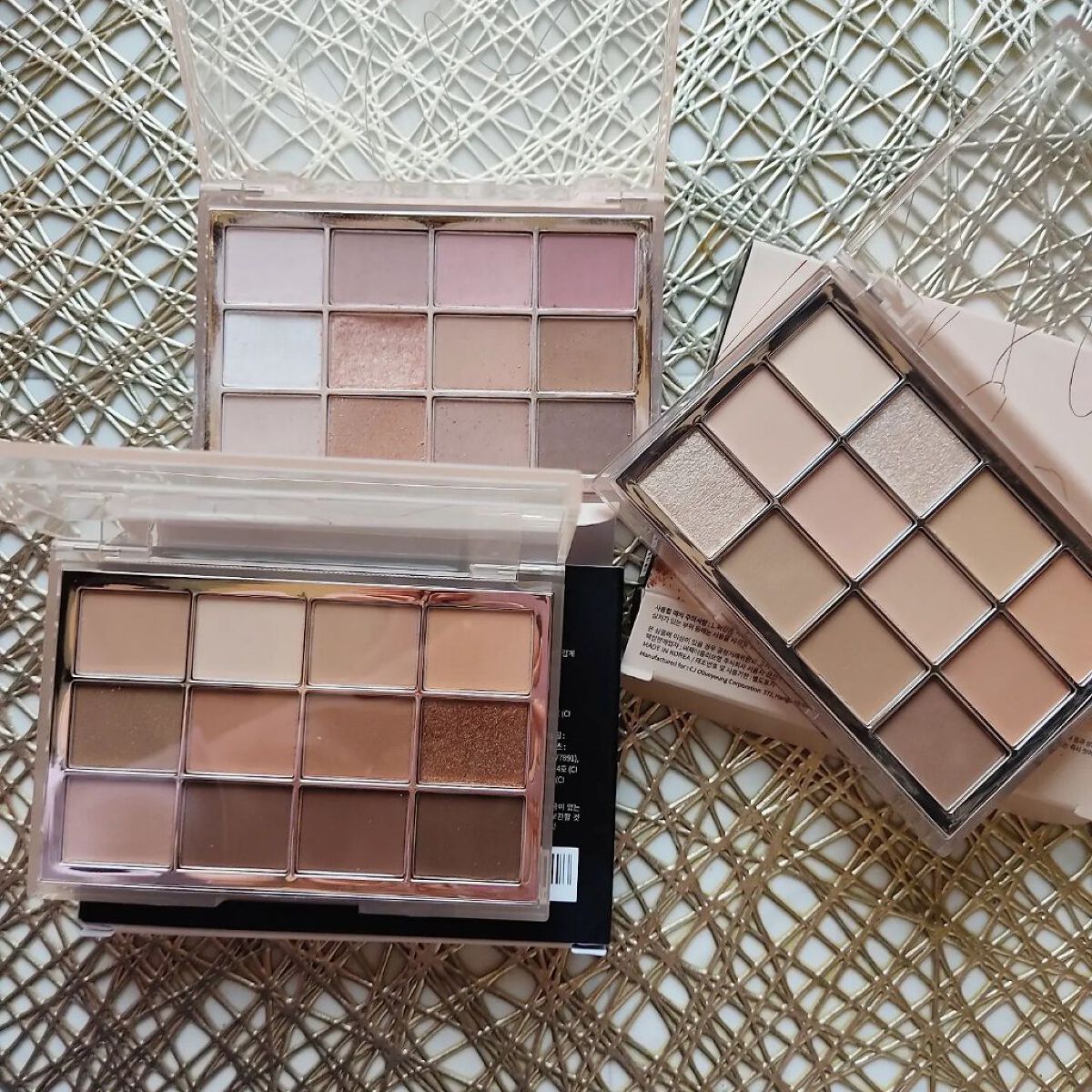 ソフトブラーリングアイパレット 01.バニラブラーリング/wakemake/アイシャドウパレットを使ったクチコミ（2枚目）