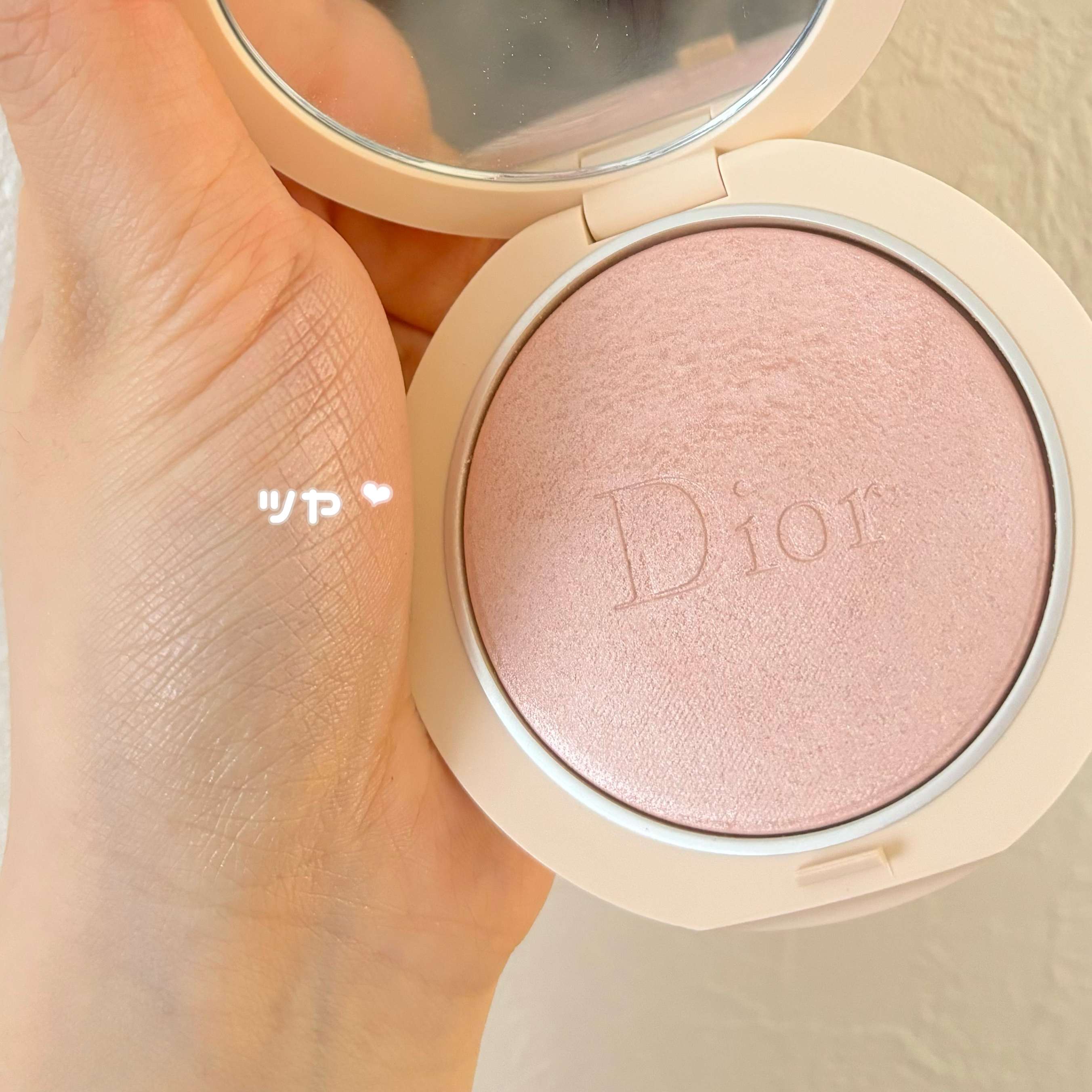 ディオールスキン フォーエヴァー クチュール ルミナイザー/Dior/プレストパウダーを使ったクチコミ（2枚目）