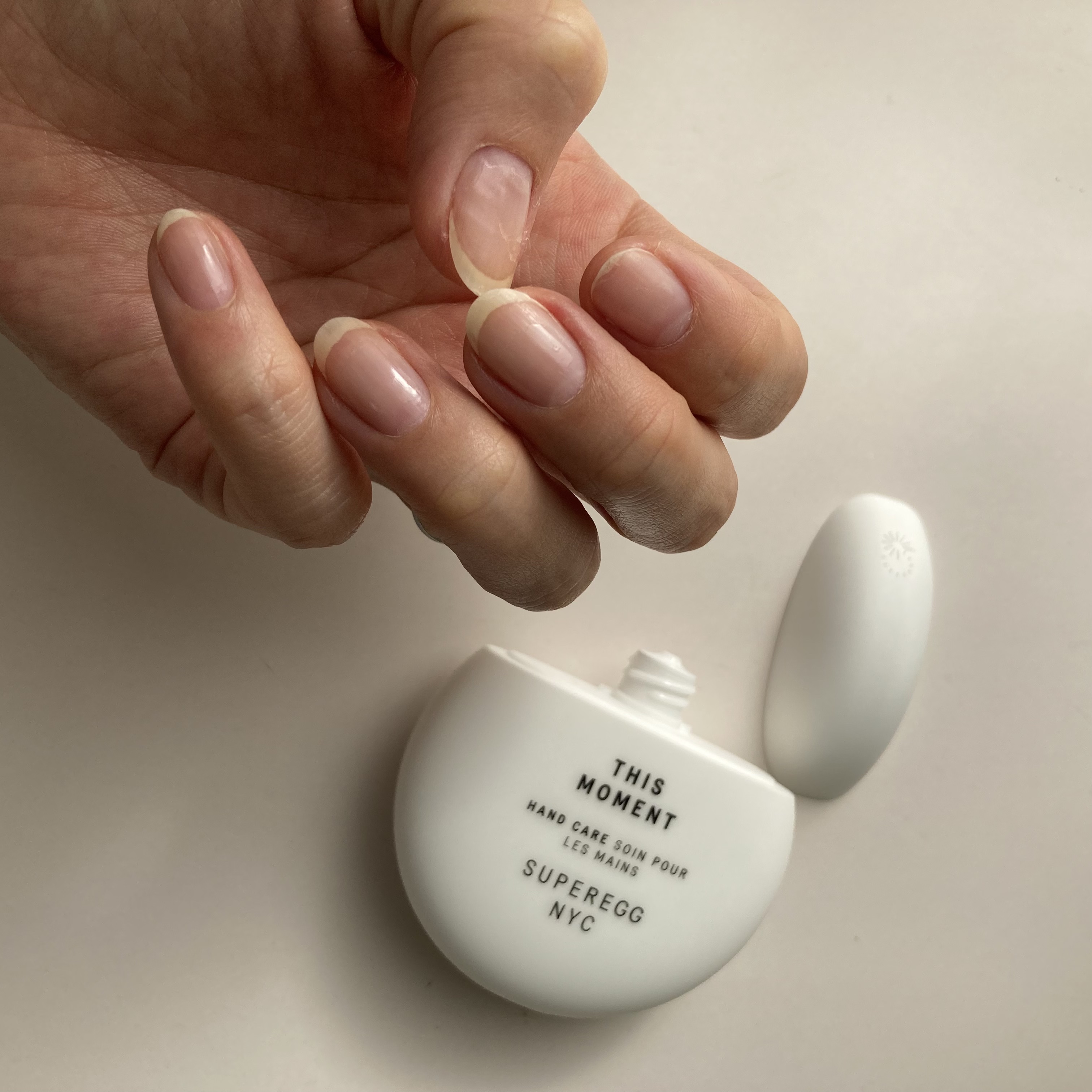 ディス モーメント ハンドケア/SUPEREGG /ハンドクリームを使ったクチコミ（3枚目）