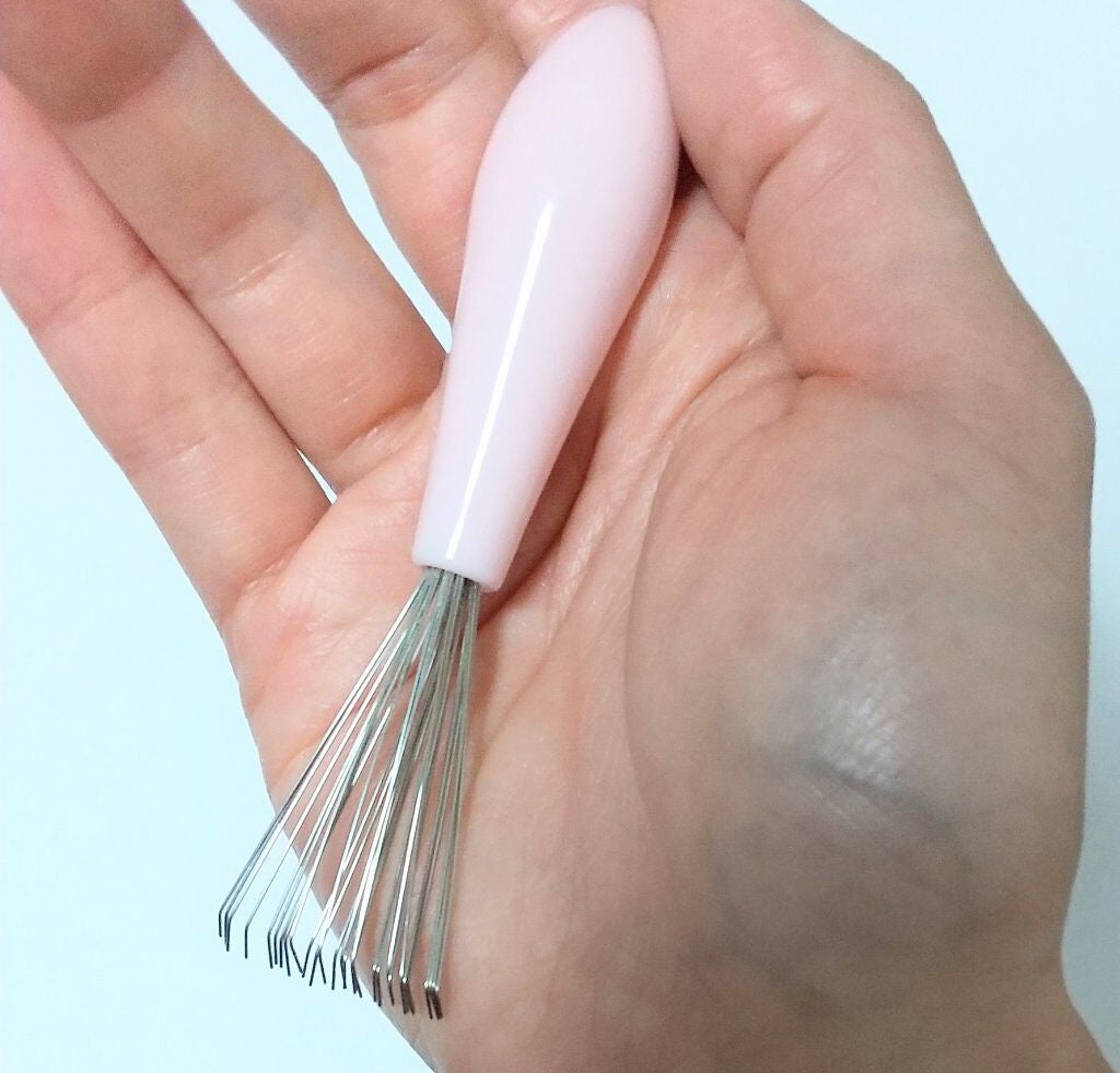 ヘアブラシスイーパー/DAISO/ヘアケアグッズを使ったクチコミ(2枚目)