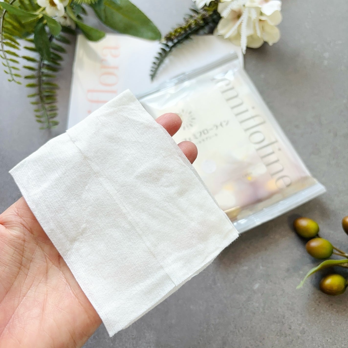 フェミフローライン デリケートケアシート/わかもと製薬/デリケートゾーンケアを使ったクチコミ(2枚目)