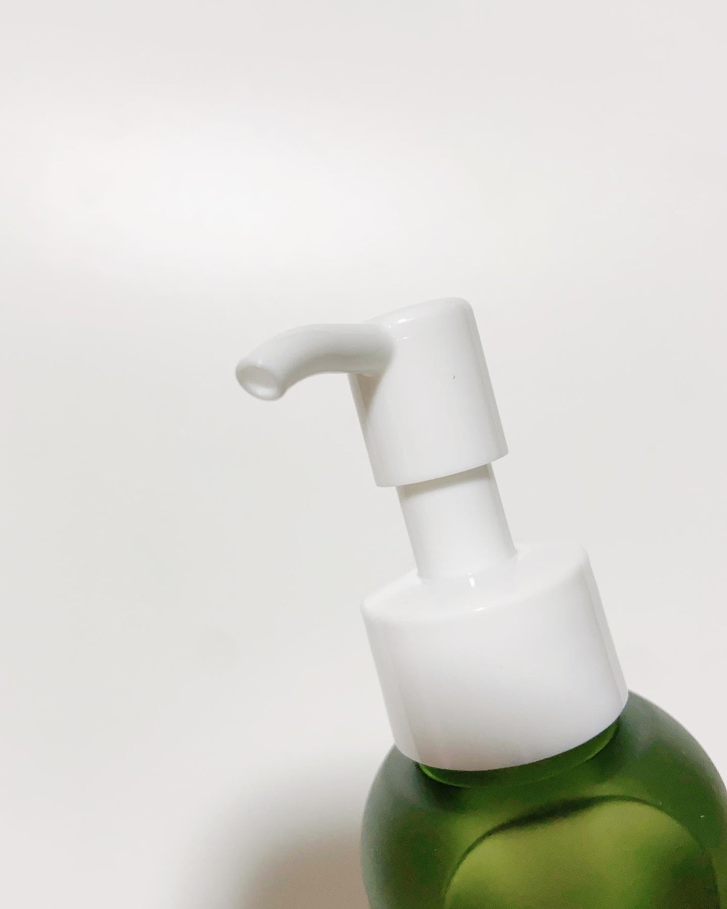 リフレッシングクレンジングオイル ハーバルグリーンティー/Nursery(ナーセリー)/オイルクレンジングを使ったクチコミ(4枚目)