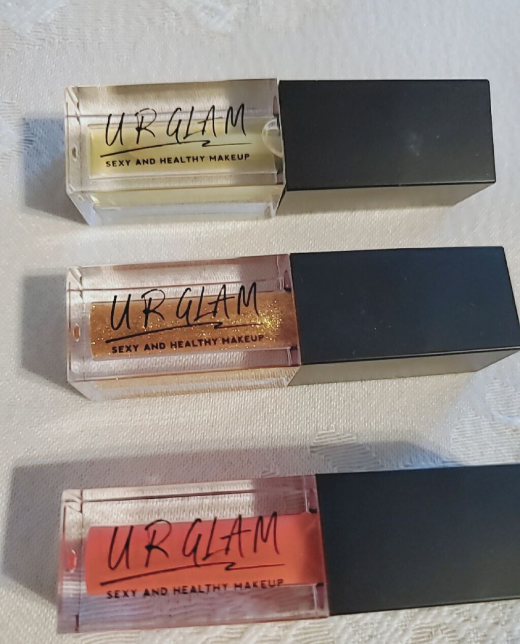UR GLAM LIP OIL/U R GLAM/リップグロスを使ったクチコミ(2枚目)