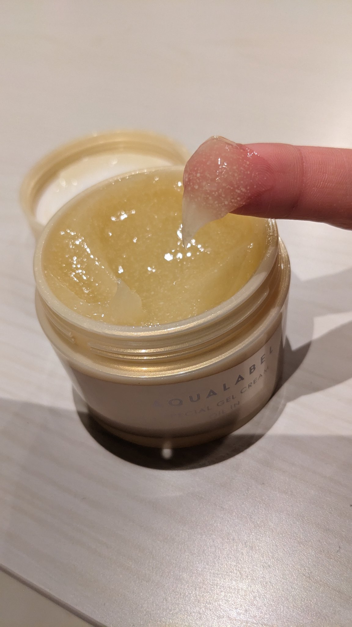 スペシャルジェルクリーム　ＥＸ　（オイルイン）/アクアレーベル/オールインワン化粧品を使ったクチコミ（3枚目）