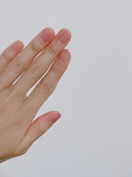 ネイルネイル ボリュームジェルトップコートのクチコミ「何でもっと有名にならないの?
っていうくらいすごいトップコート😍❣️
私はカラーネイル.....」(3枚目)