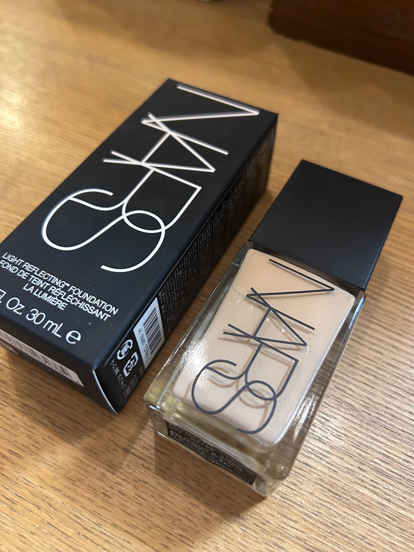 ライトリフレクティング ファンデーション/NARS/リキッドファンデーションを使ったクチコミ(1枚目)