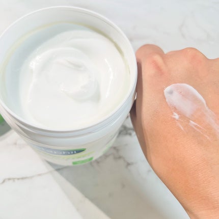 モイスチャライジング クリーム/セタフィル/ボディクリームを使ったクチコミ(2枚目)