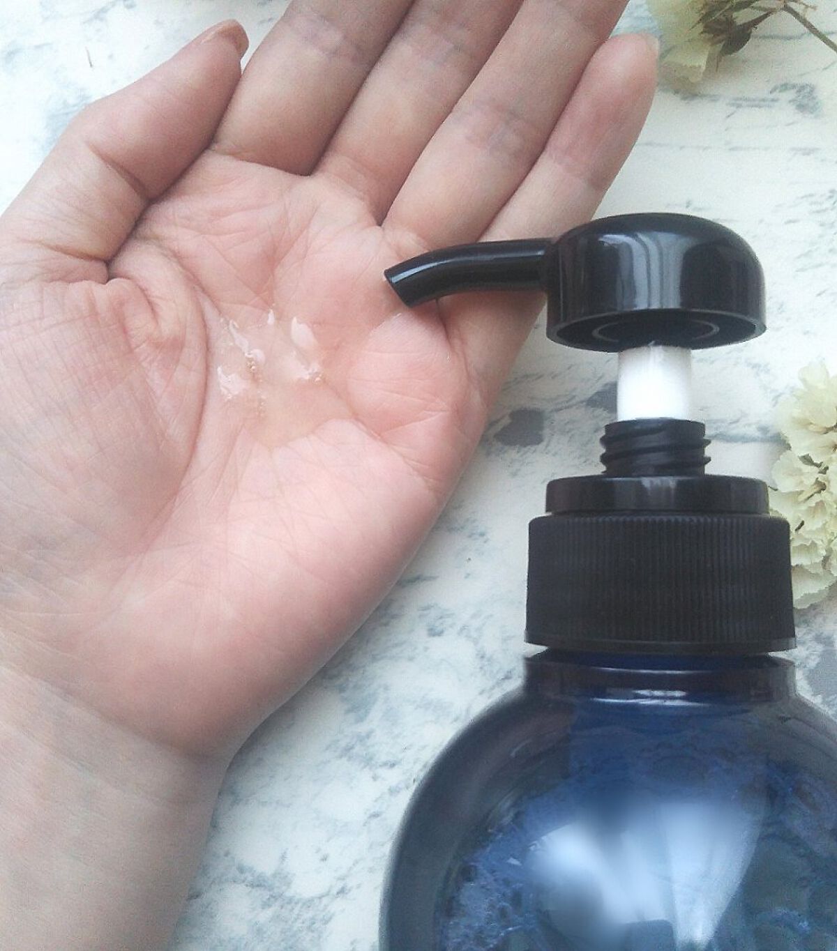 リラックスナイトリペア シャンプー／トリートメント シャンプー本体 475ml/YOLU/市販シャンプーを使ったクチコミ（2枚目）