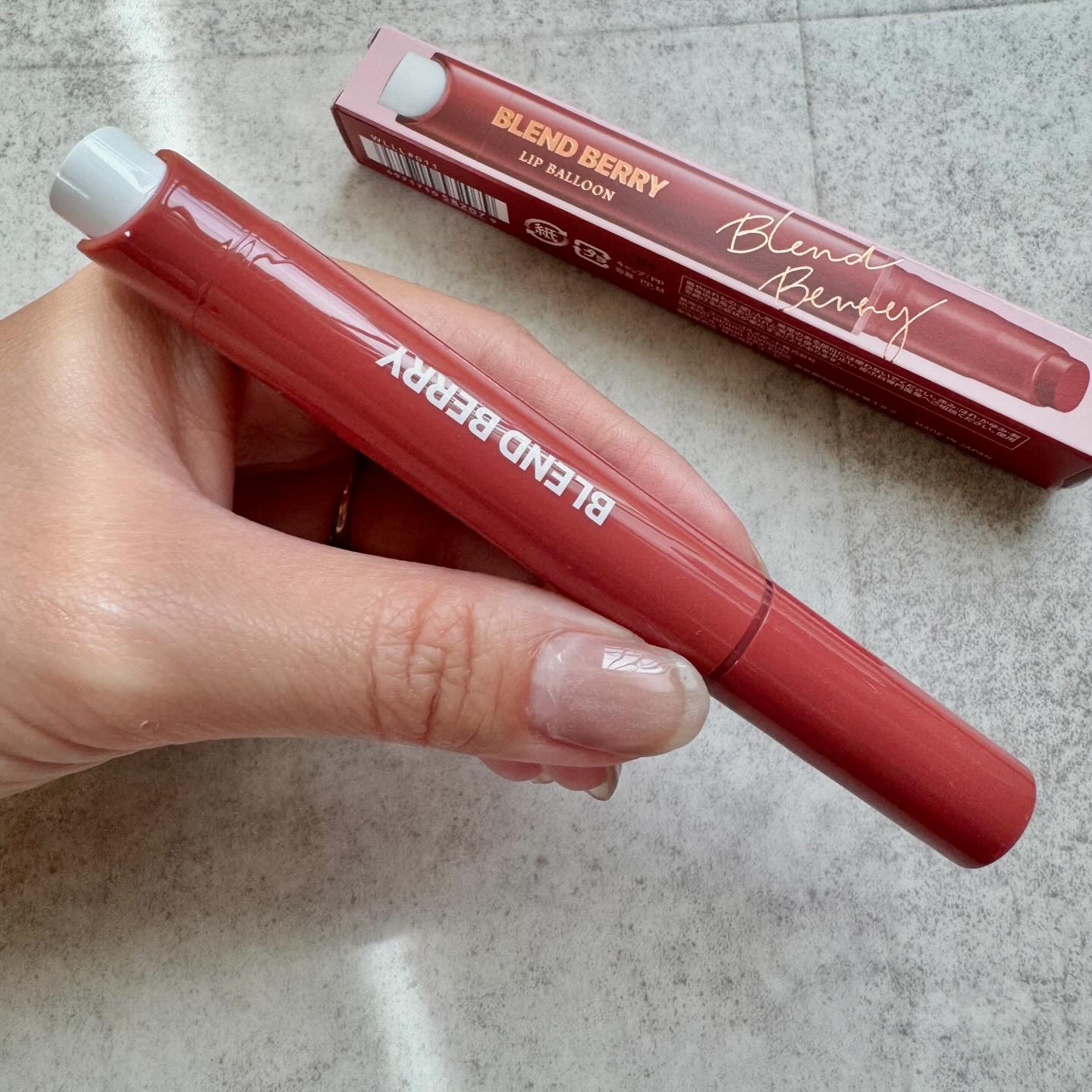 ブレンドベリー リップバルーン/BLEND BERRY/口紅を使ったクチコミ（2枚目）
