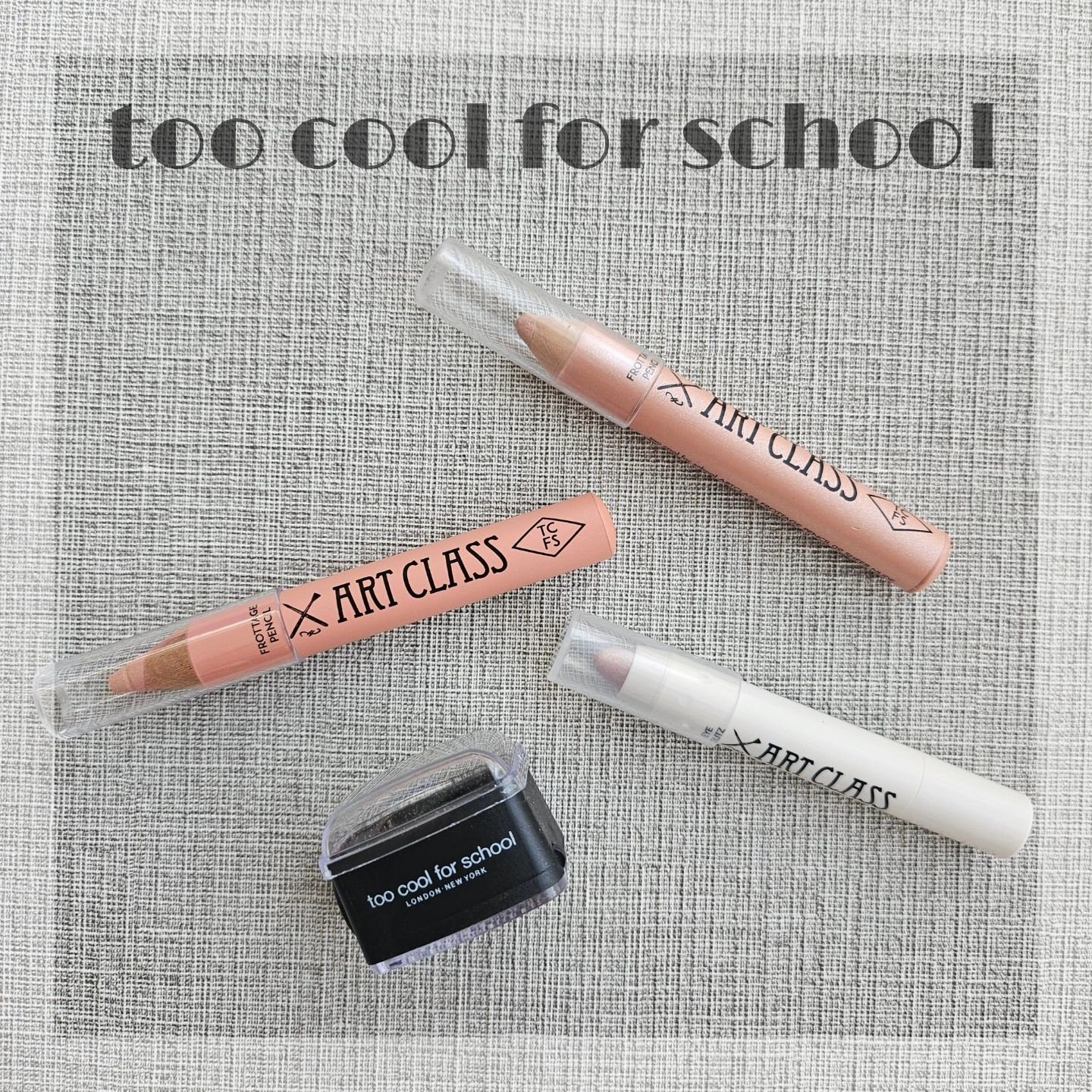 アートクラス フロッタージュペンシル/too cool for school/スティックアイシャドウを使ったクチコミ（1枚目）
