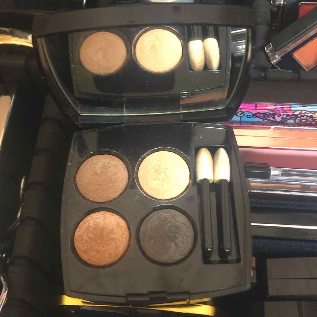 レ キャトル オンブル/CHANEL/アイシャドウパレットを使ったクチコミ(1枚目)