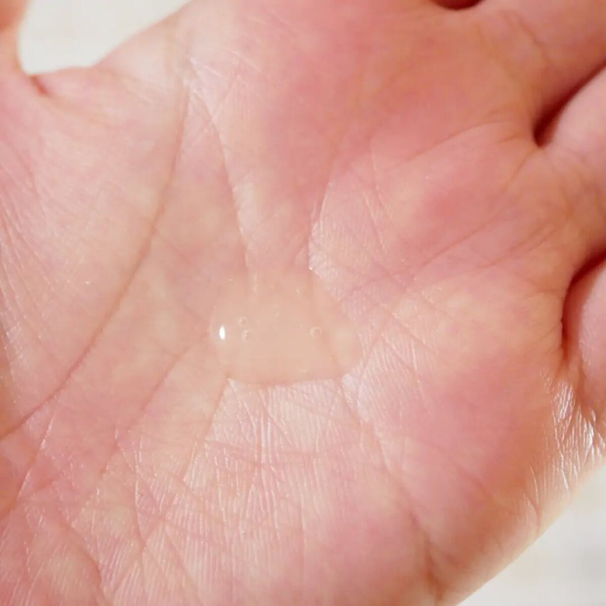 ホワイトロジスト　ネオジェネシス　ブライトニング コンセントレイト/DECORTÉ/美容液を使ったクチコミ（3枚目）