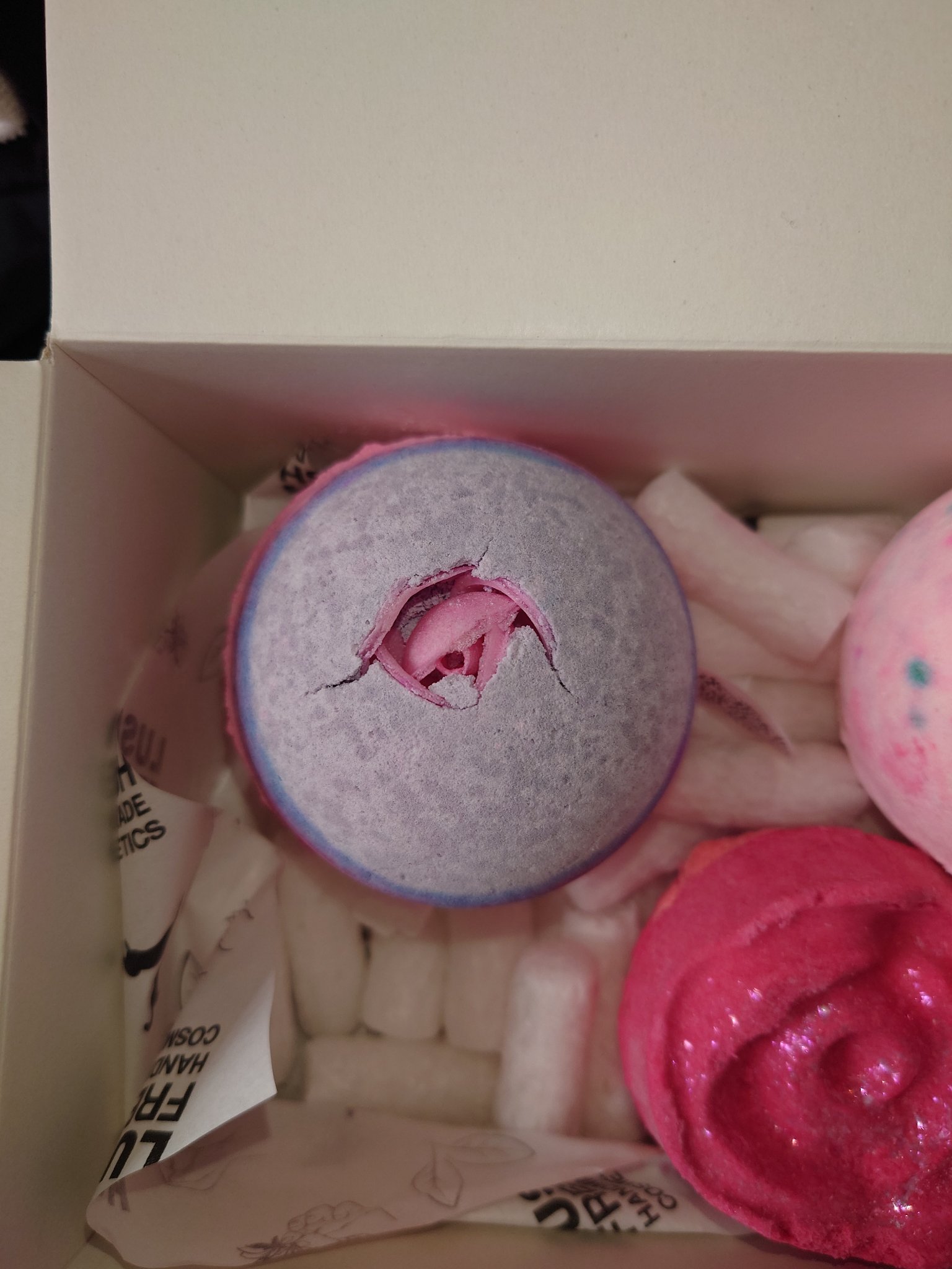 ラッシュ セクシー・ダイナマイトのクチコミ「もう、何個も使用しましたが、本当にお気に入りです
週末の自分へのご褒美は、これに決まりです
と.....」（1枚目）