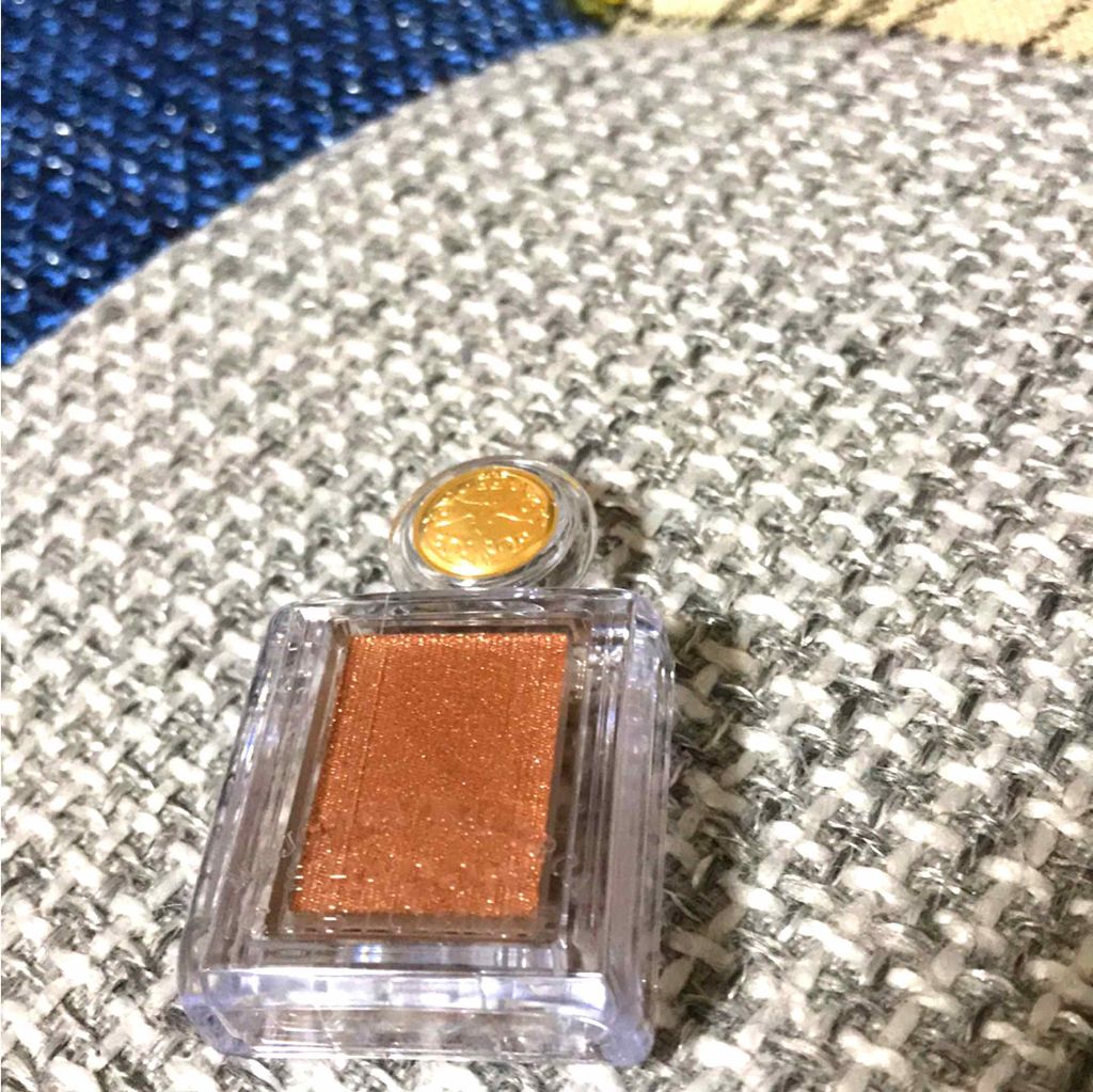 シャドーカスタマイズ/MAJOLICA MAJORCA/単色アイシャドウを使ったクチコミ(1枚目)