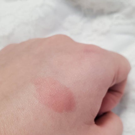 ルージュ ピュールクチュール ヴェルニ ウォーターステイン/YVES SAINT LAURENT BEAUTE/口紅を使ったクチコミ(5枚目)