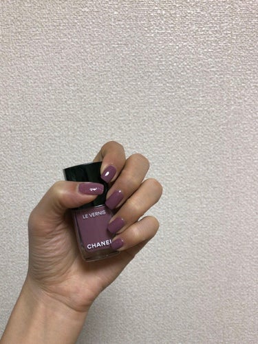 ────────────
CHANELヴェルニ ロング トゥニュ 💅
739ミラージュ 💗"
────────────
こちらは、くすんだモーヴピンクです。
ブルベさん大優勝間違いなしcolor👏

1