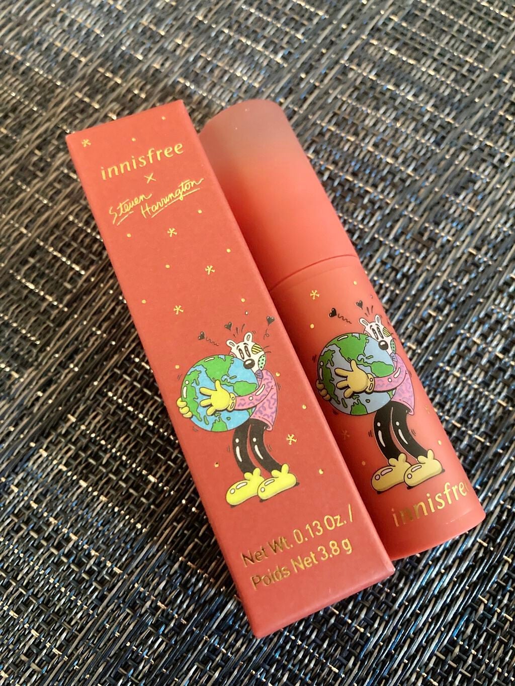 エアリー マットティント 2021 Green Holidays Edition/innisfree/口紅を使ったクチコミ(1枚目)