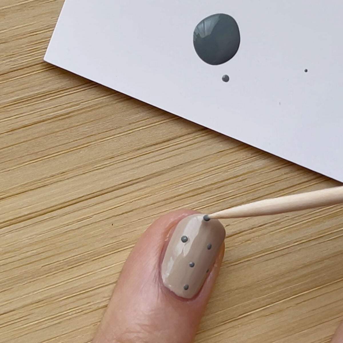 カラフルネイルズ/キャンメイク/マニキュアを使ったクチコミ(5枚目)