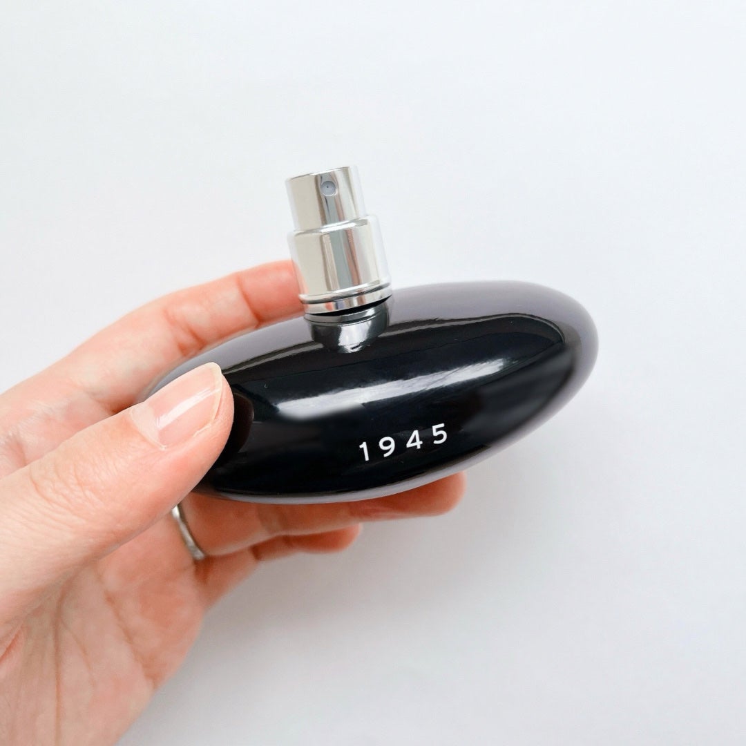 1945 オードトワレ BLACK/SHOLAYERED/香水(その他)を使ったクチコミ(3枚目)