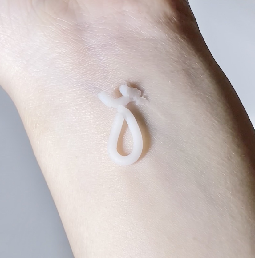 ソリッド パフューム ホワイトアプリコット/LUAFEE/練り香水を使ったクチコミ（2枚目）