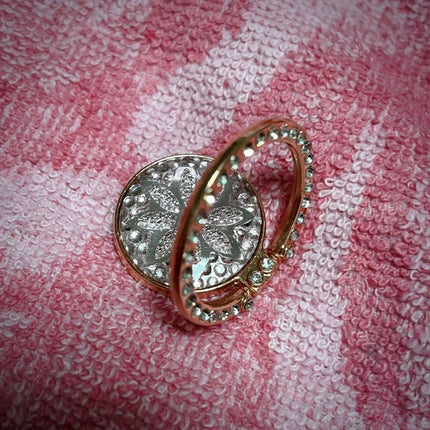 苺貴族 on LIPS 「SHEINの購入品です(o^^o)スマホケース+スマホリング価..」(5枚目)