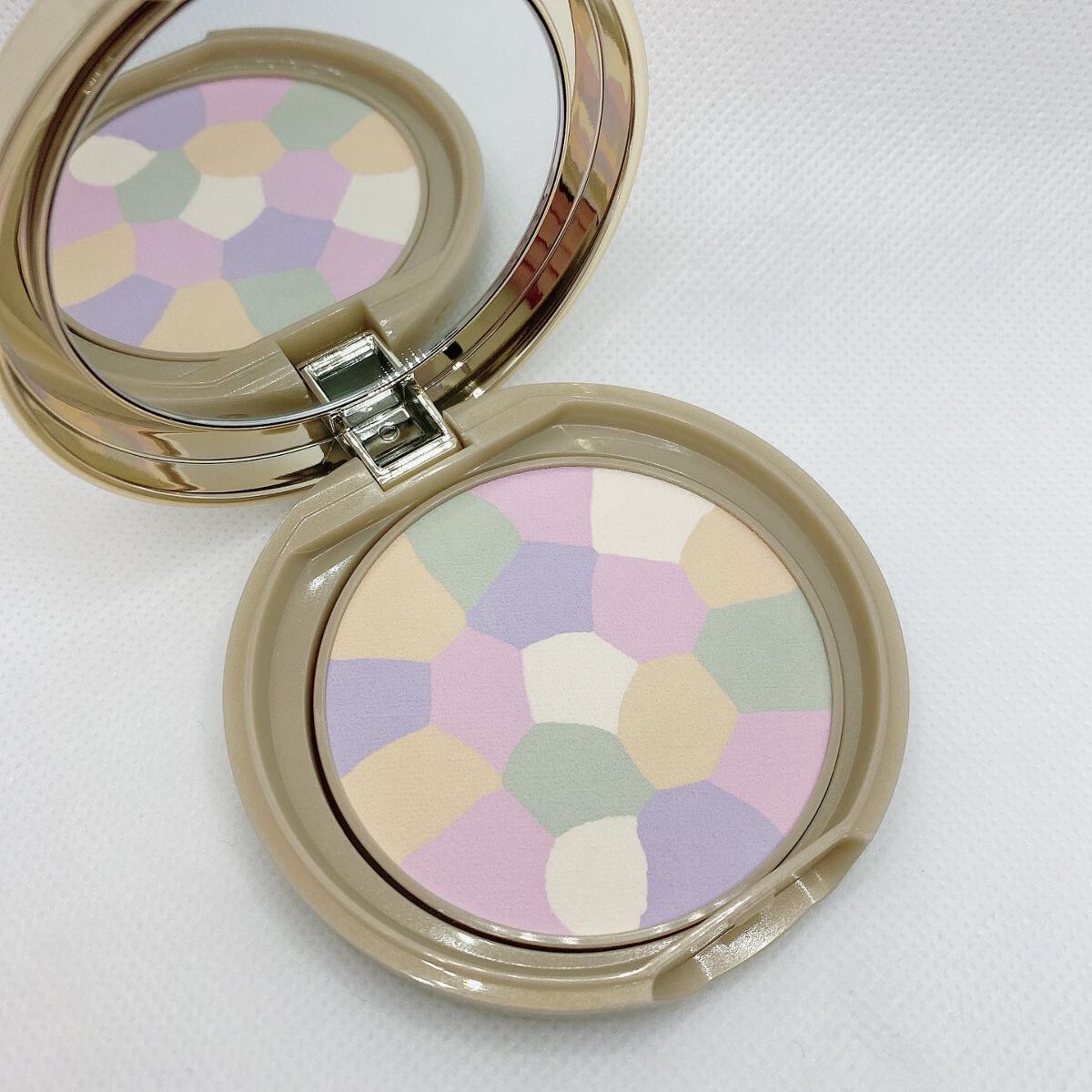 マシュマロフィニッシュパウダー　～Abloom～/キャンメイク/プレストパウダーを使ったクチコミ（1枚目）