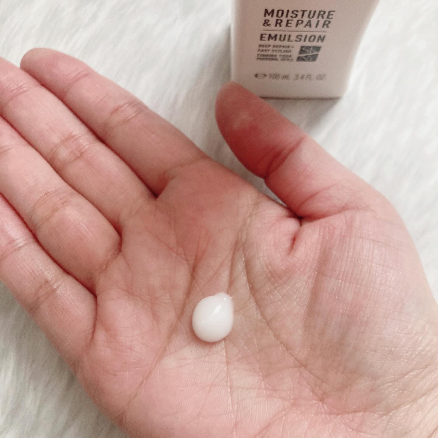 モイスチュアソフニング エマルジョン モイスチュアリペア/スティーブンノル ニューヨーク/ヘアミルクを使ったクチコミ（2枚目）