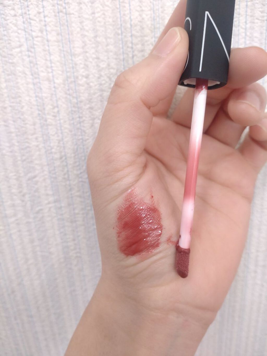 リップグロス N 5684/NARS/リップグロスを使ったクチコミ（2枚目）