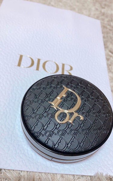 【旧】ディオールスキン フォーエヴァー クッション/Dior/クッションファンデーションを使ったクチコミ（1枚目）