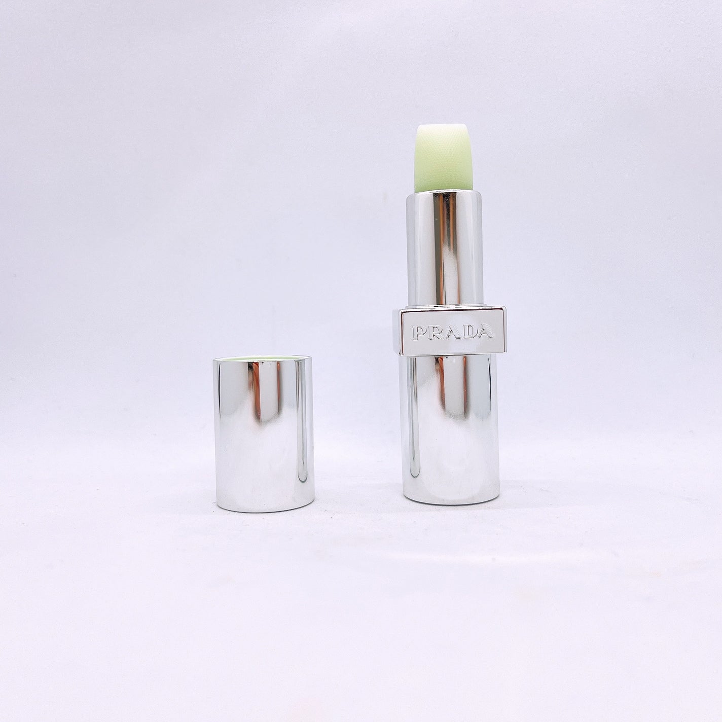 リップ バーム オプティマイジング ケア/PRADA BEAUTY/リップバームを使ったクチコミ(2枚目)