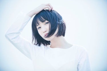 今注目の女性アーティスト・上野 優華さんの愛用コスメが知りたい！